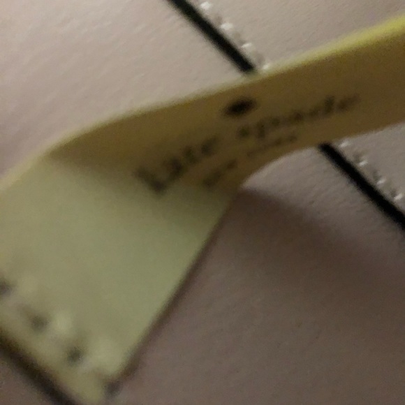 Kate spade satchel style bag with long strap . - Picture 5 of 7